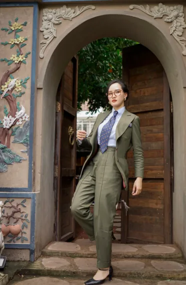 Women's Bespoke - Manhattan Tailors Hong Kong